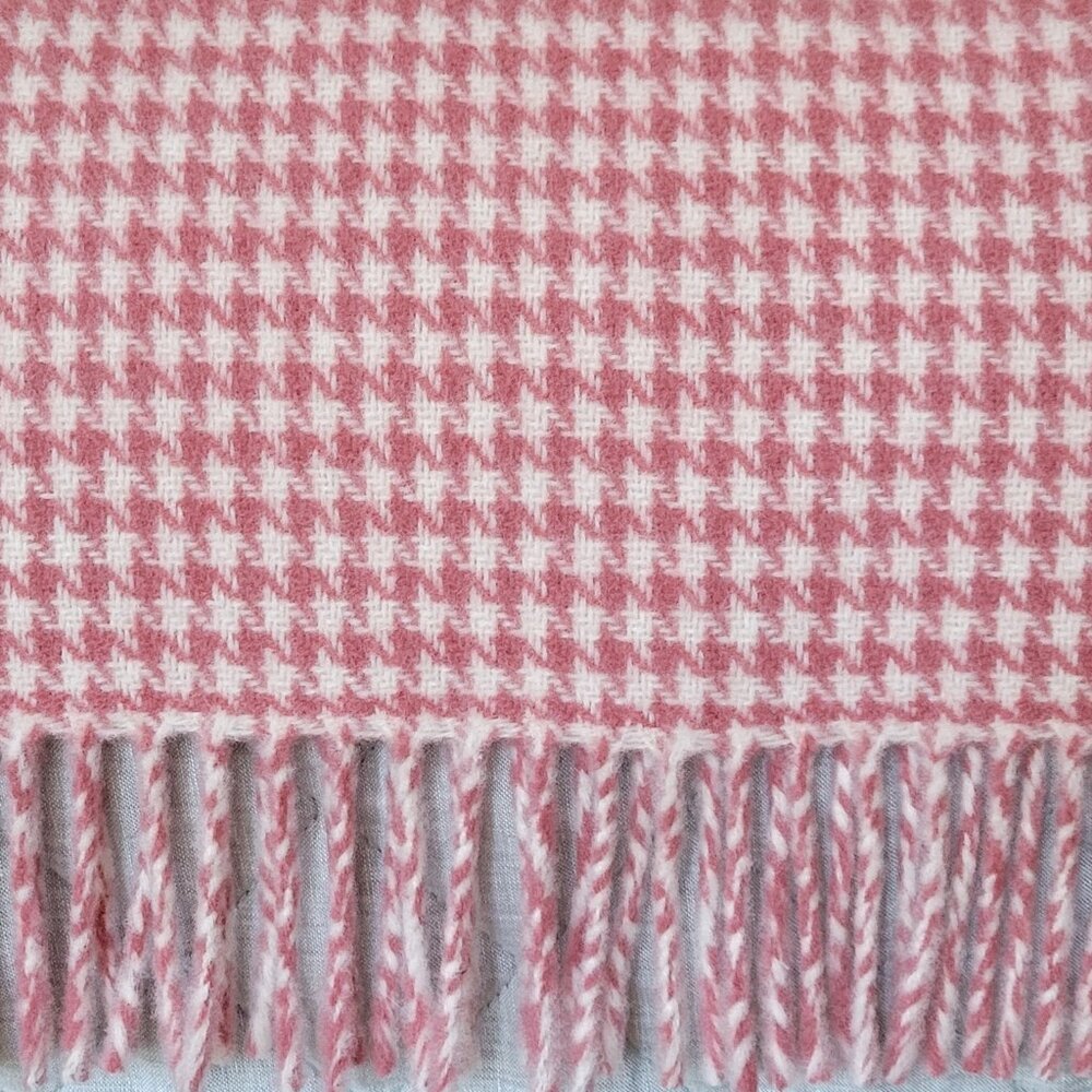 Sezane - Seraphine Scarf - Rosewood Houndstooth